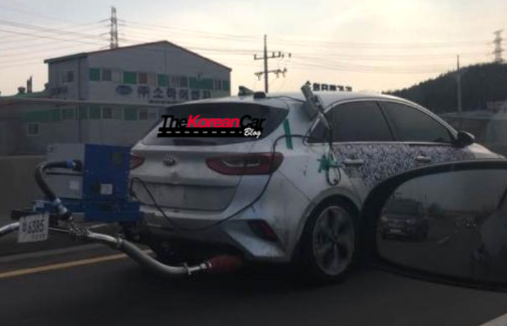 [Imagen: 2018-kia-ceed-undisguised-2.jpg]