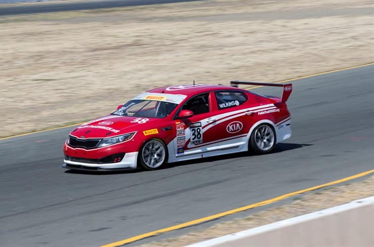 Kia Optima Turbo im Renneinsatz