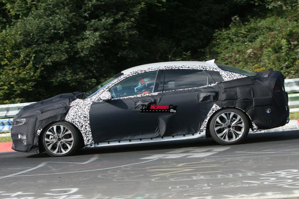 Kia Optima 4 (1)