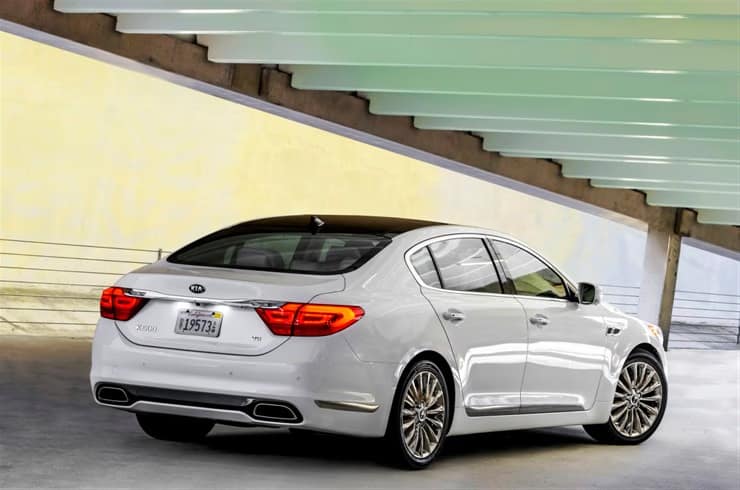 2015-kia-k900