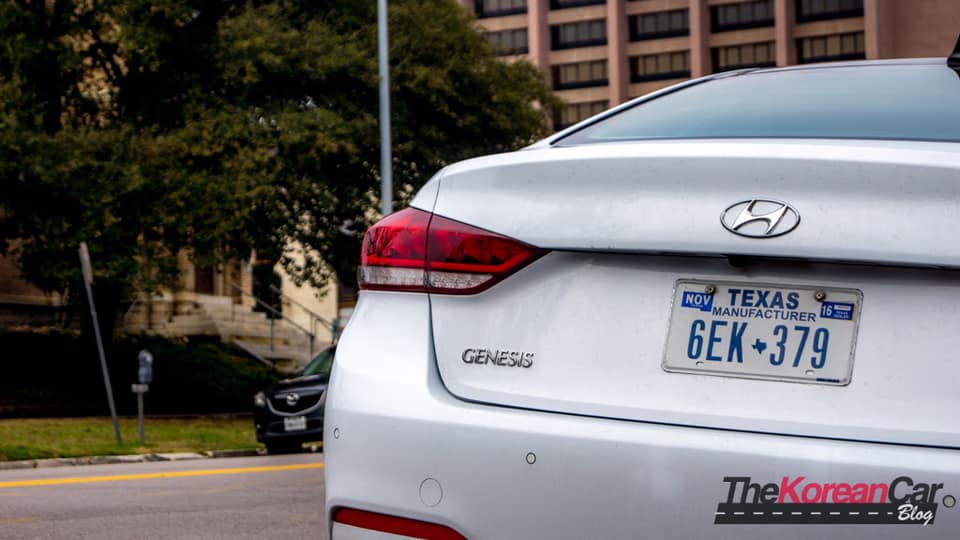 Test-2015-Hyundai-Genesis-USA-8