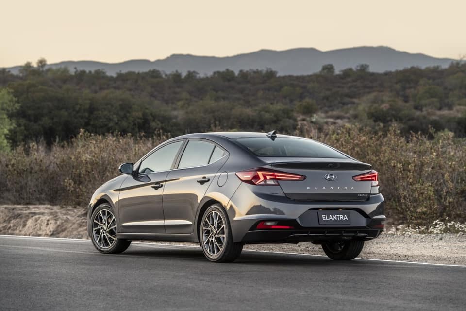 2019 Elantra (12)