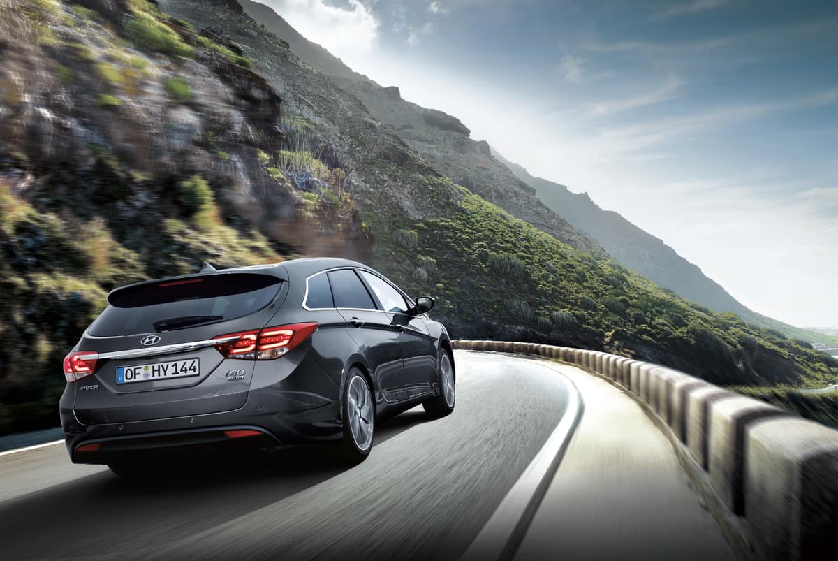 Hyundai i40 (2)
