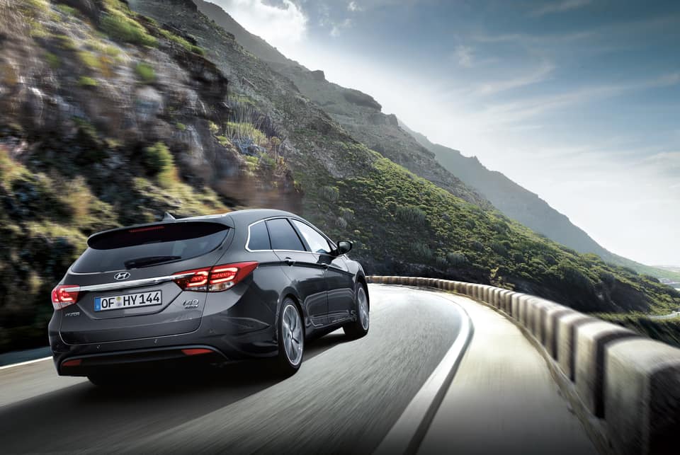 Hyundai i40 (2)