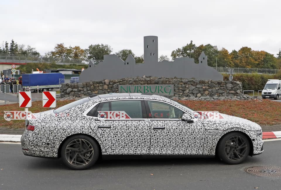 genesis g90