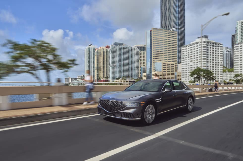 genesis g90