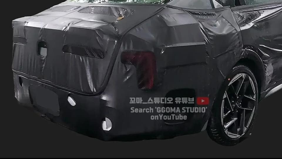 Kia K3 Limousine gesichtet