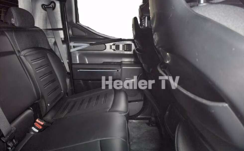 Interior del KIA Tasman
