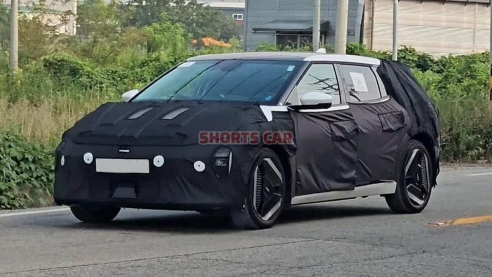Kia EV4 Schrägheck 1