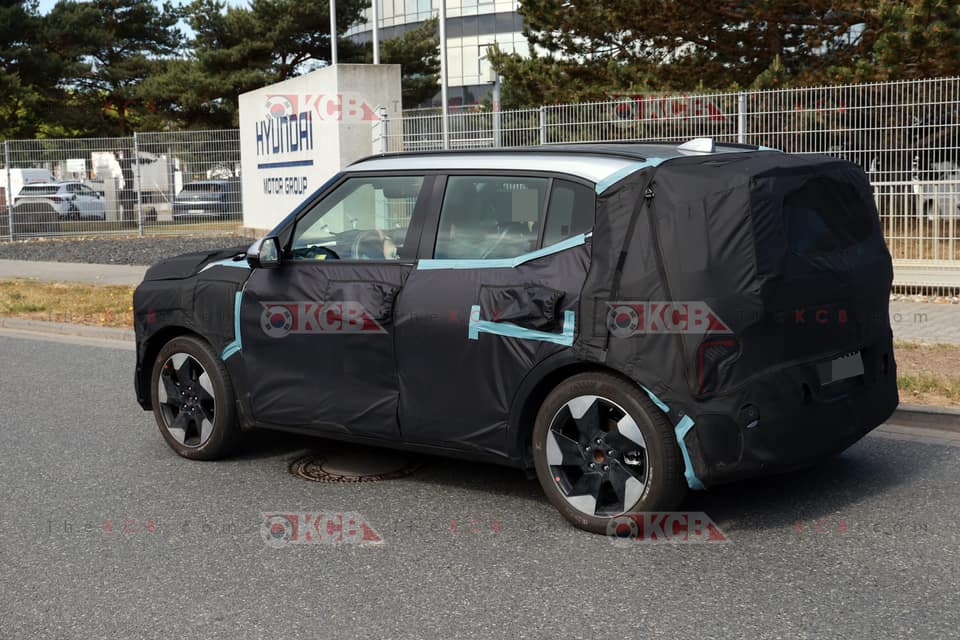 EV2 coupé