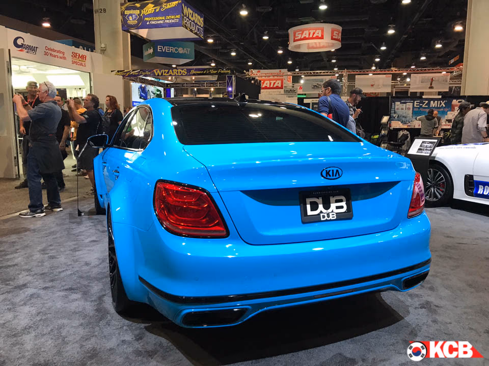 Kia Showcased K900 DUB Edition at SEMA
