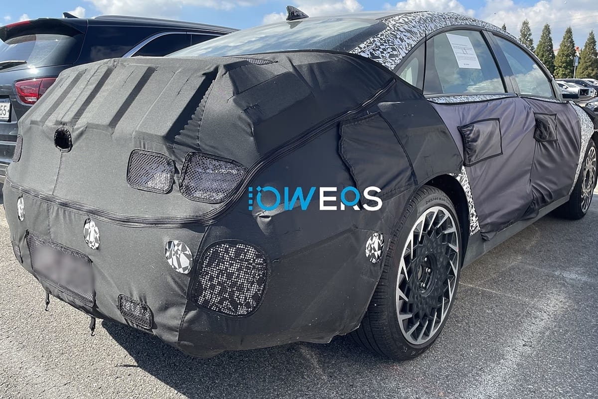 Hyundai IONIQ 6 Spied In & Out