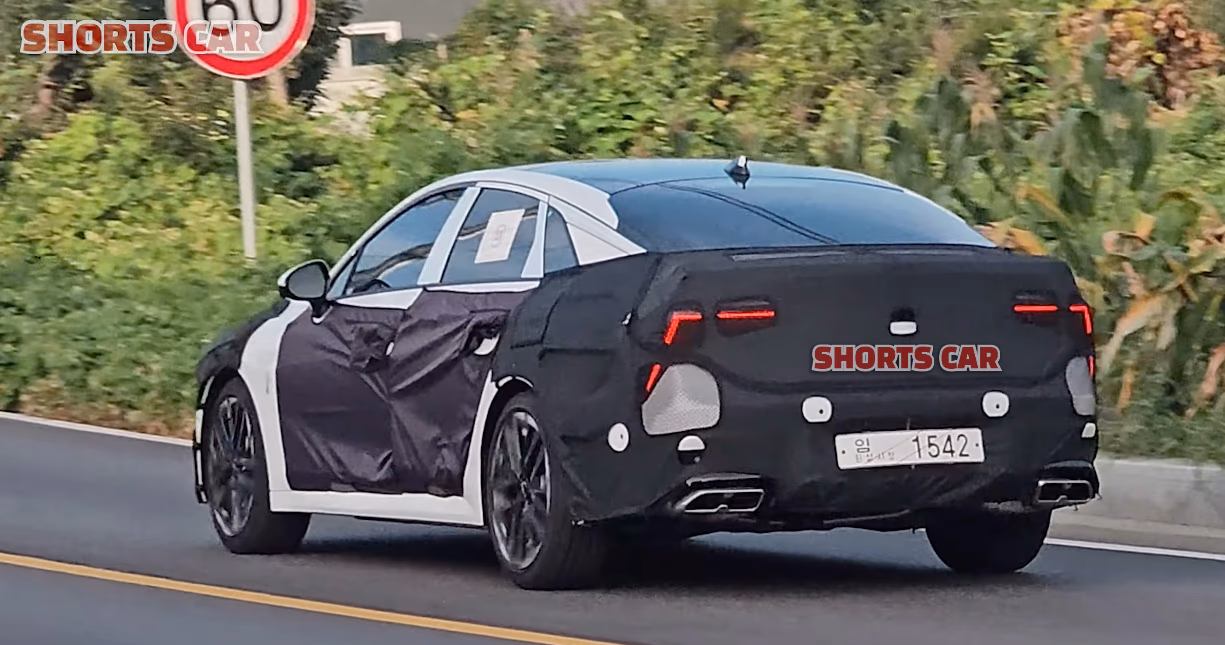 KIA K5 GT FACELIFT 3