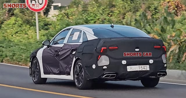 KIA K5 GT FACELIFT 3