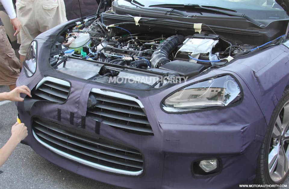 scooped-hyundai-veloster-turbo