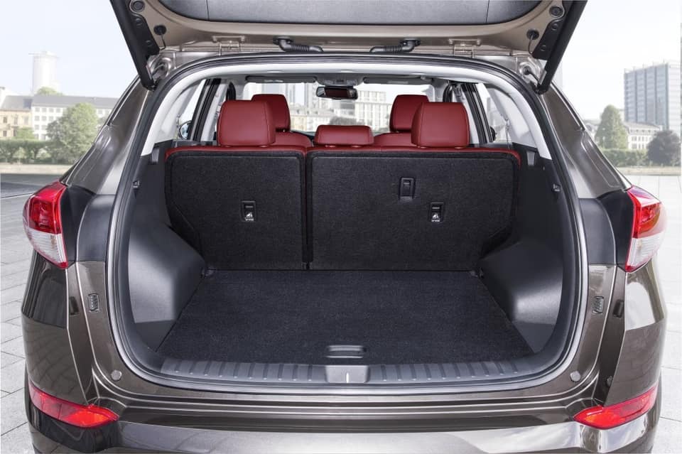All-New-Tucson-Interieur-Moon-Rock-6 (Custom)