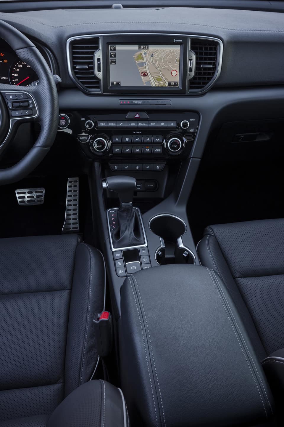 Especificaciones completas e interior del Sportage 2016 desvelados (1)