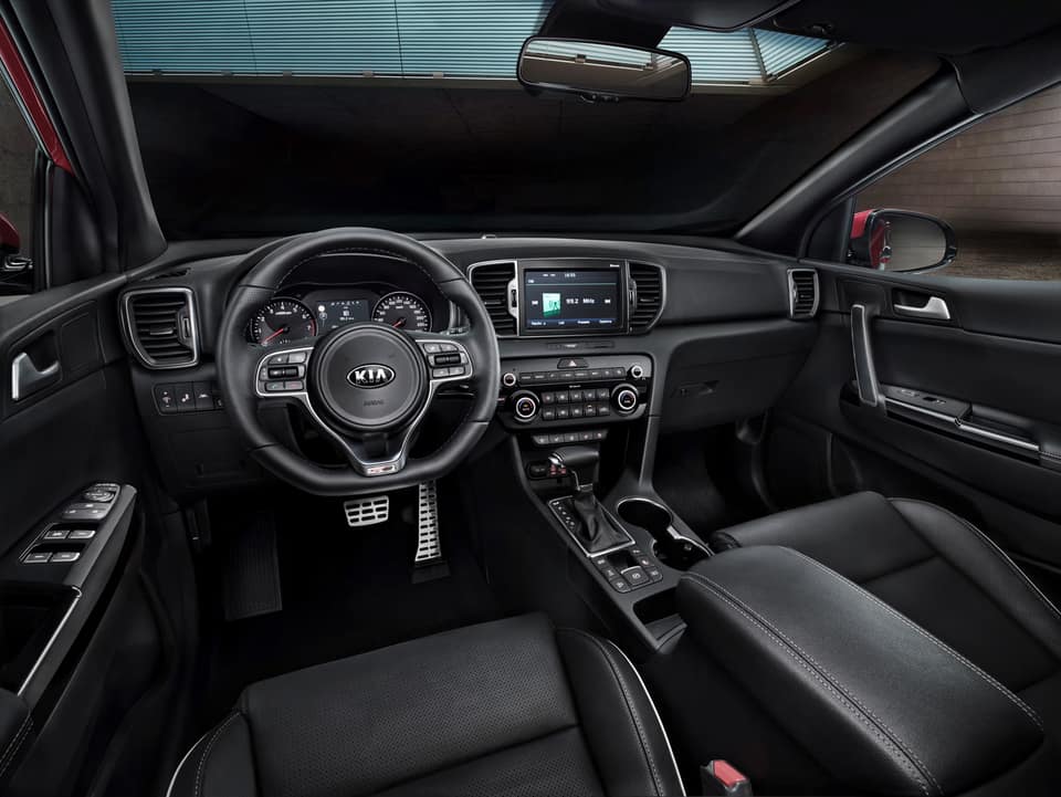 Interior y especificaciones completas del Sportage 2016 (2)