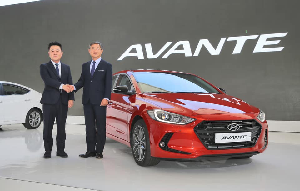 all new Hyundai Elantra revealed ahead Frankfurt (3)