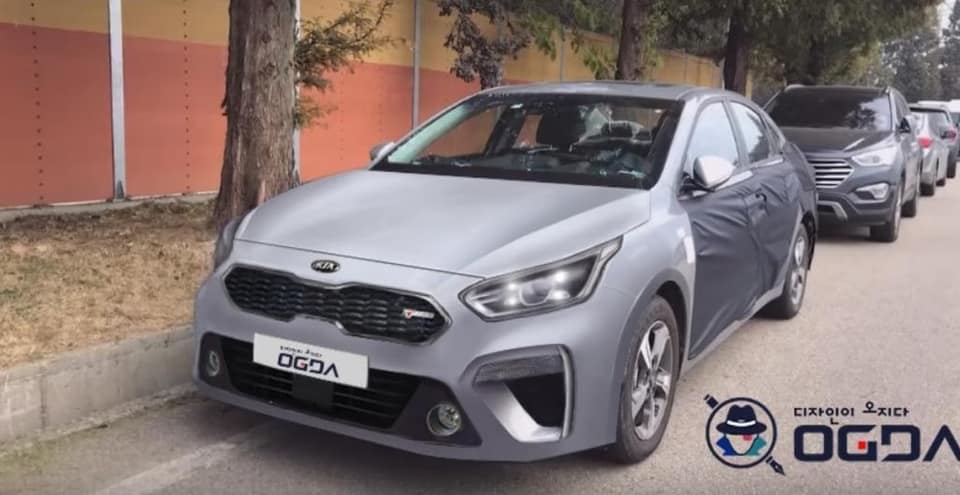 2019 KIA K3 FORTE SPIED (2)