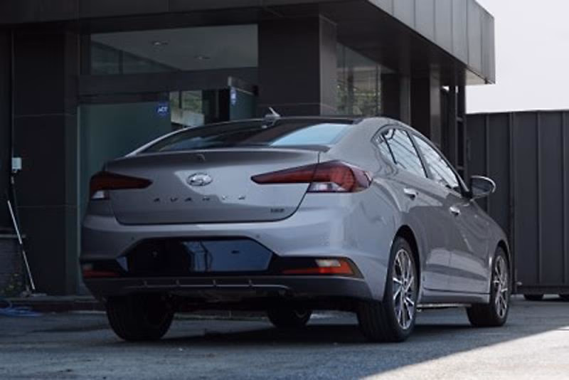 Hyundai Elantra durchgesickert gute Qualität (1)