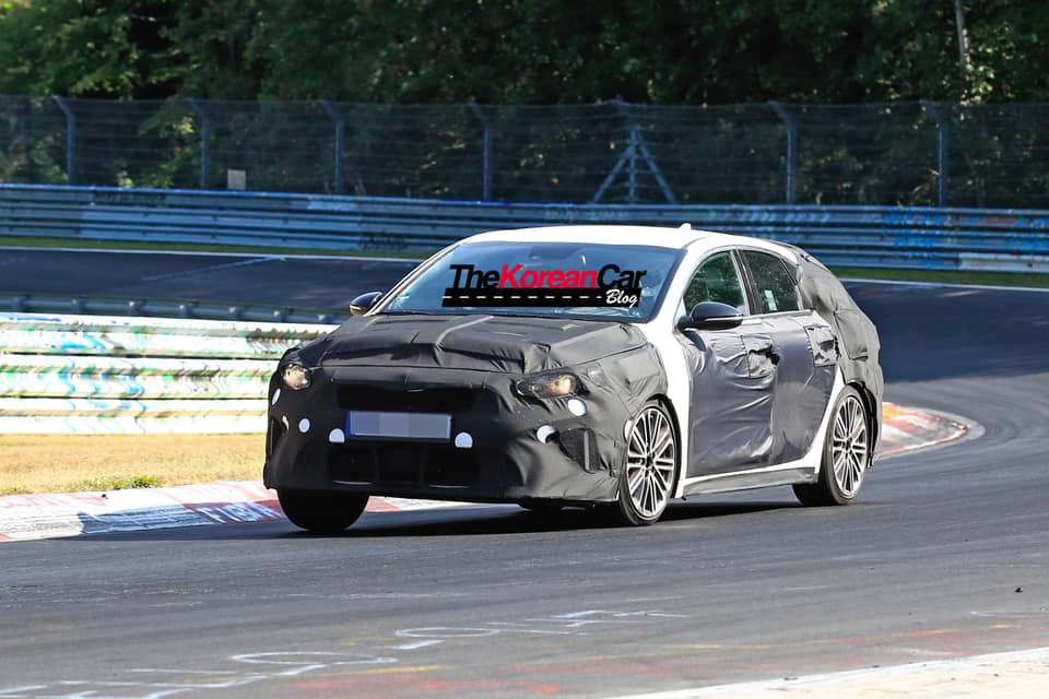 Kia Pro Ceed Shooting Brake GT (1)