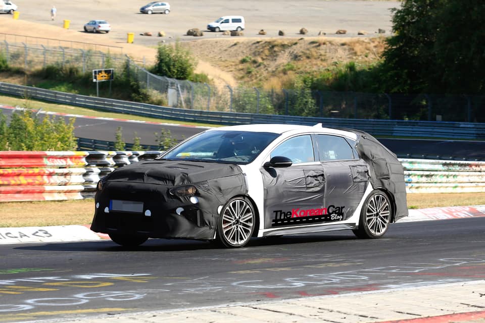 Kia Pro Ceed Shooting Brake GT (7)