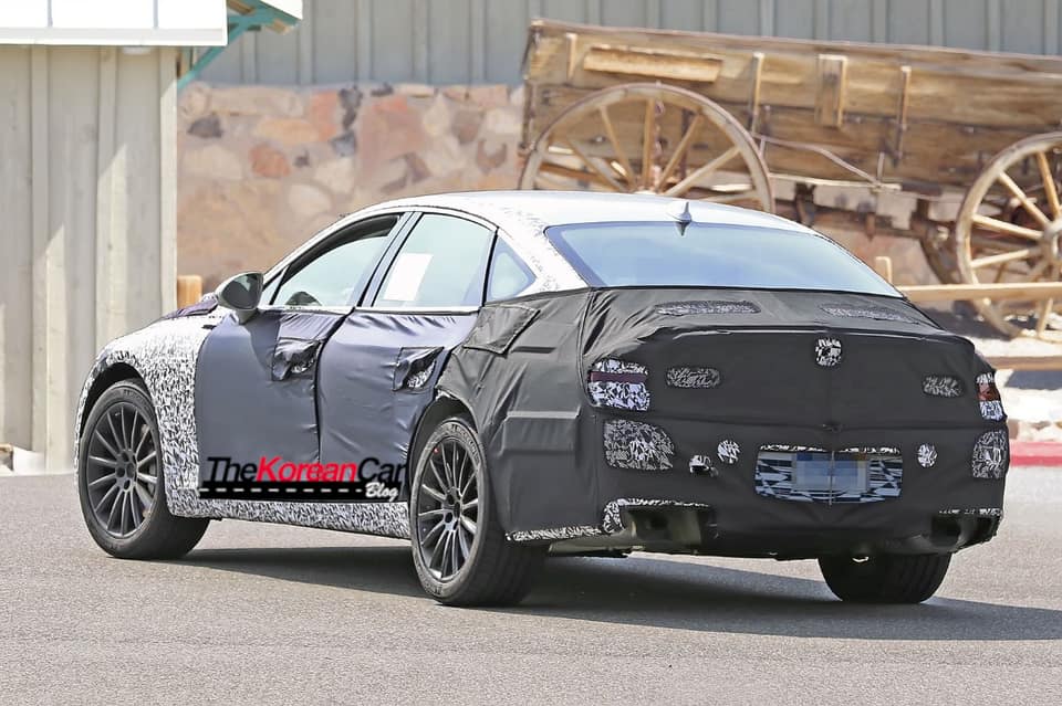 Genesis G80 captado, muestra el frontal (9)