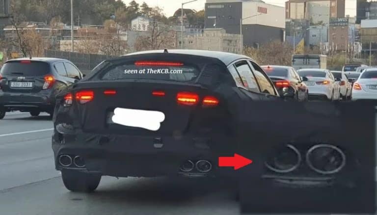 kia-stinger-facelift-spied-with-bigger-exhaust