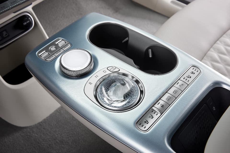 genesis gv60 oficial