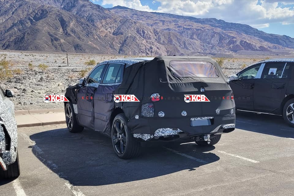 Genesis GV90