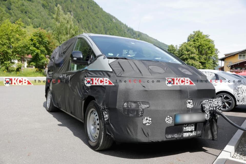 Hyundai Staria EV Erlkönig Innenraum