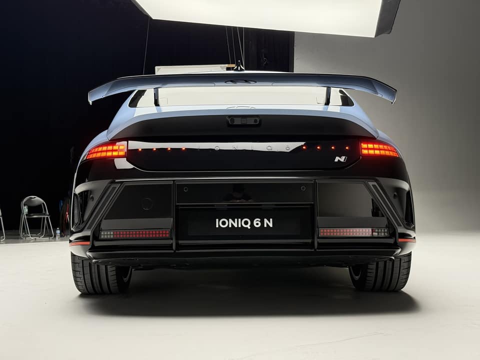 hyundai ioniq 6 n live gallery 18