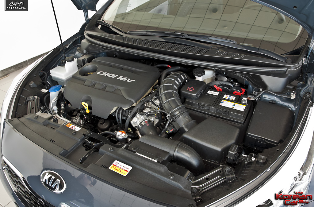 Kia ceed какой двигатель. Киа СИД JD 1.4 мотор. Kia Ceed дизель 1,6. Двигатель кия СИД 1.6. Двигатель Киа СИД 2011.