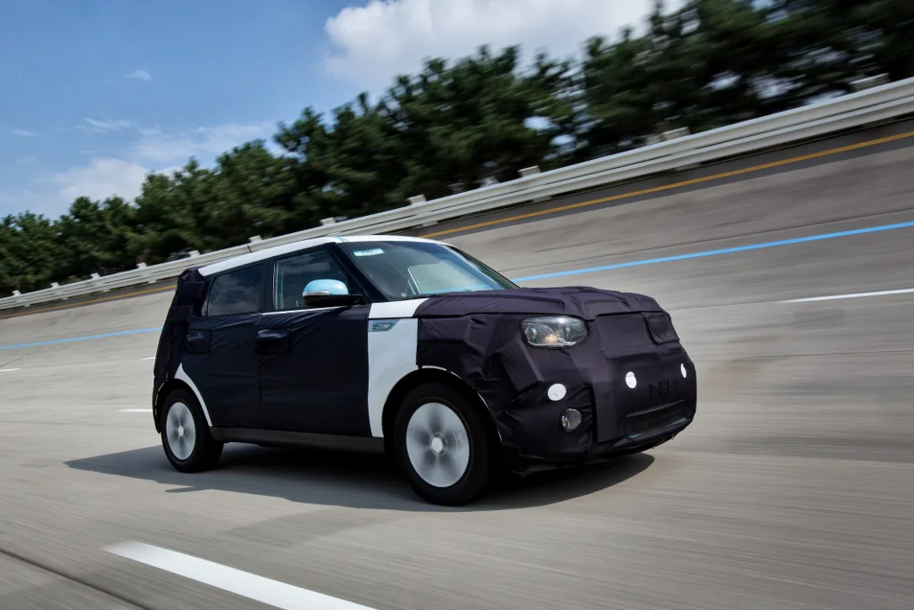 kia-soul-ev-electric-vehicle-4