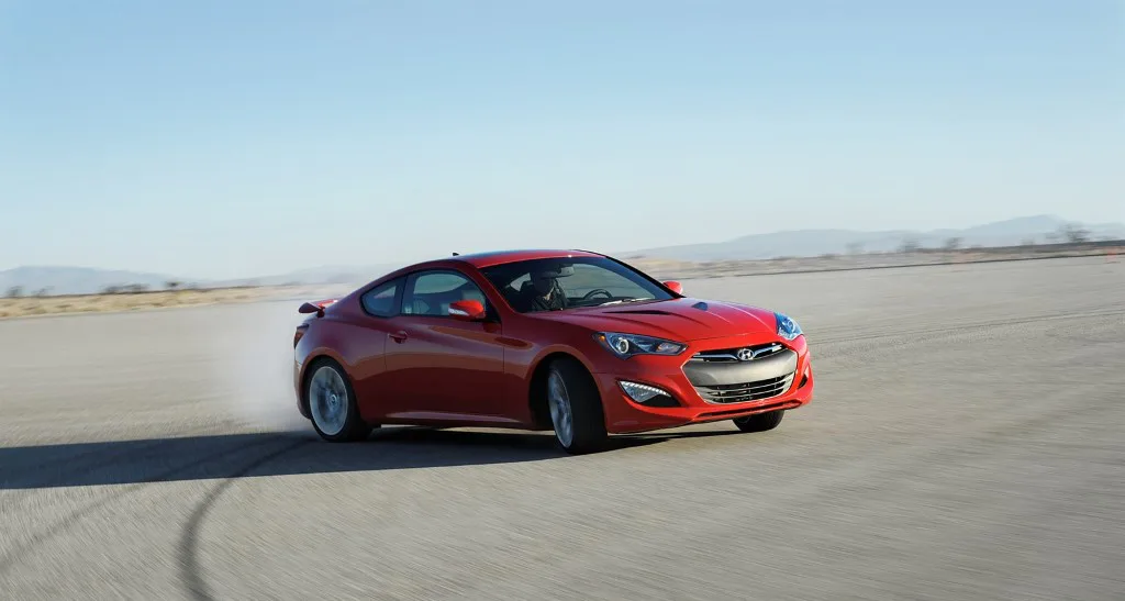 2014-hyundai-genesis-coupe-receive-updates-us-market (38)