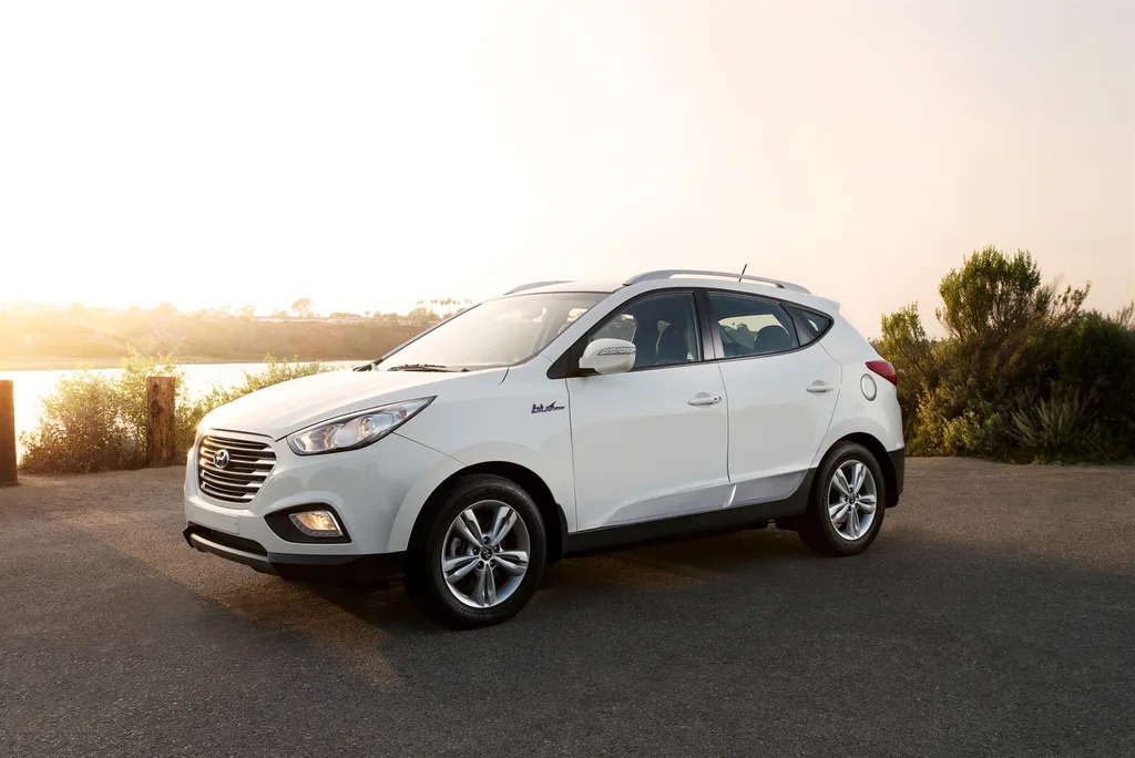 HYUNDAI TUCSON FUEL CELL