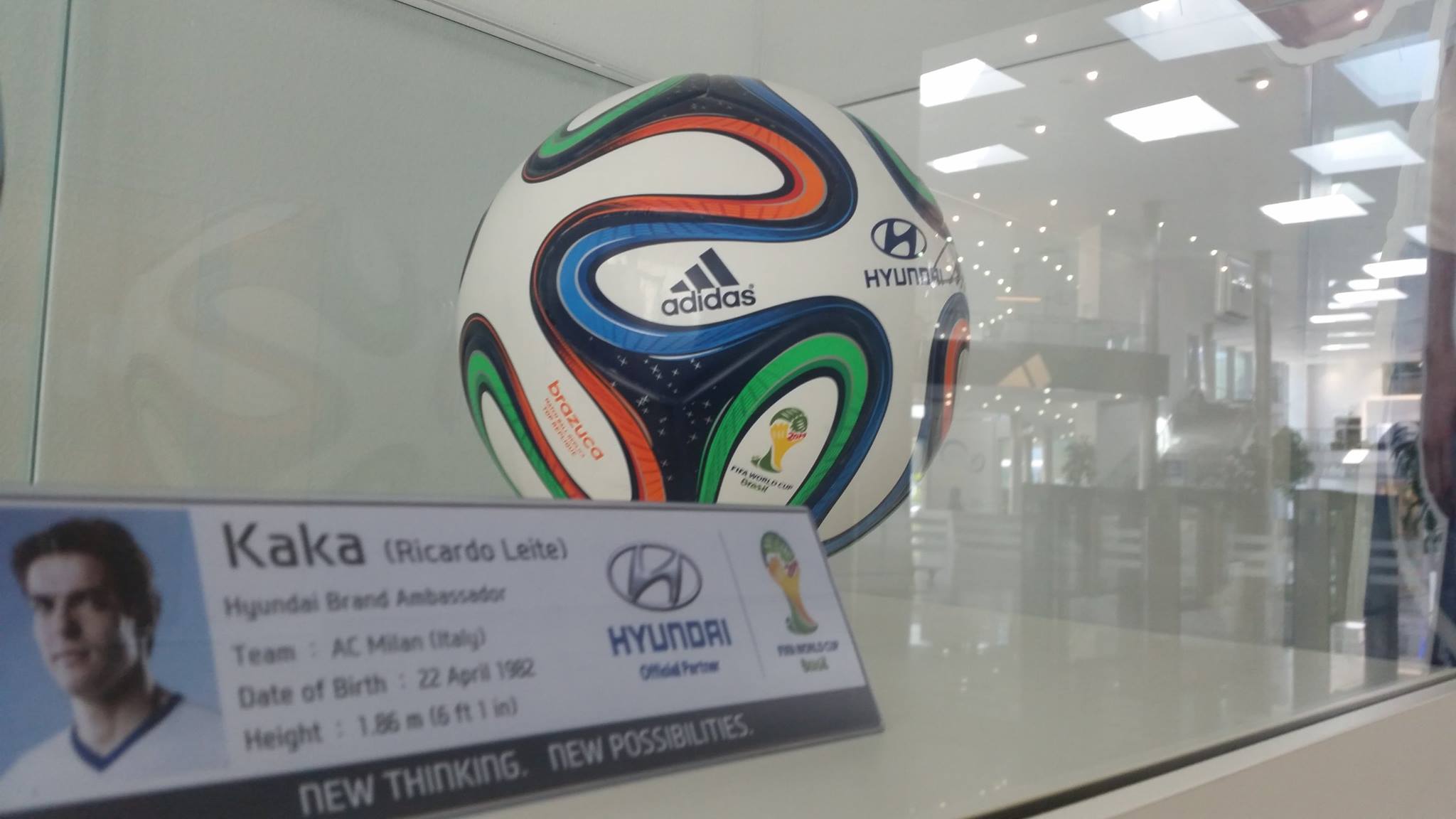 [Giveaway] 2014 FIFA World Cup Soccer Ball Signed by Kaka