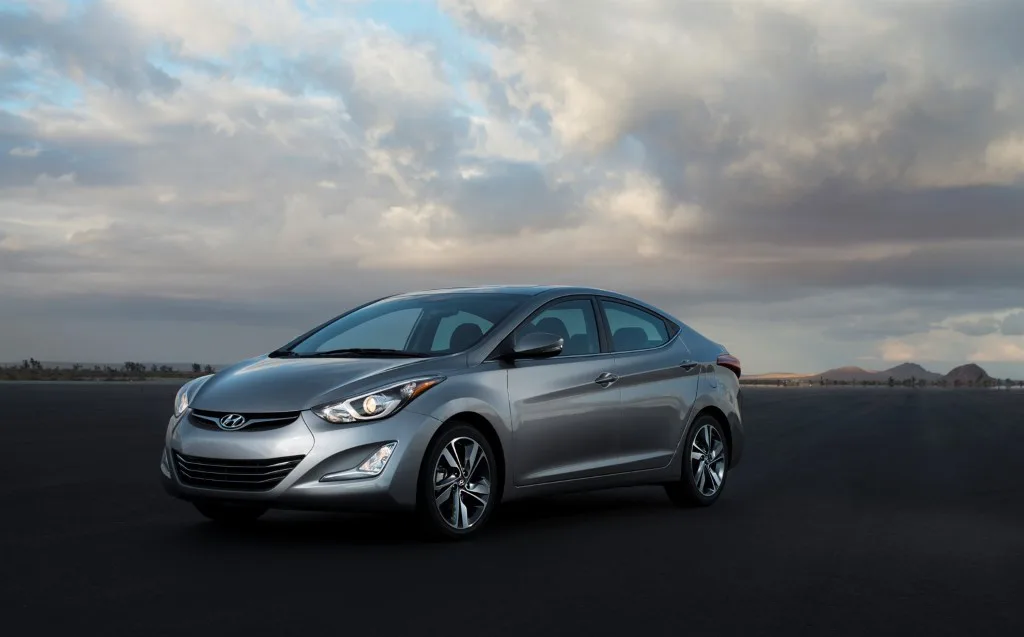 US: Hyundai Launch 2015 Elantra With Light Changes