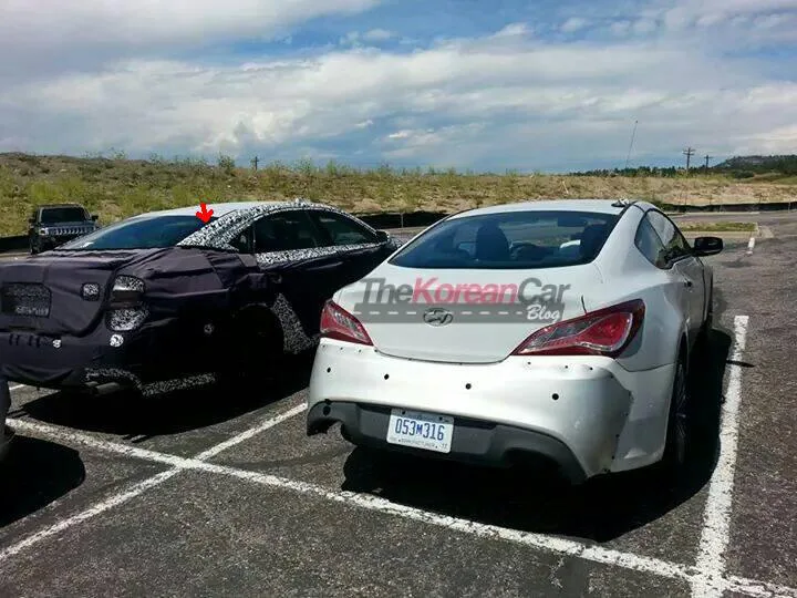 Scooped: Next Generation Hyundai Equus Spied for the First Time