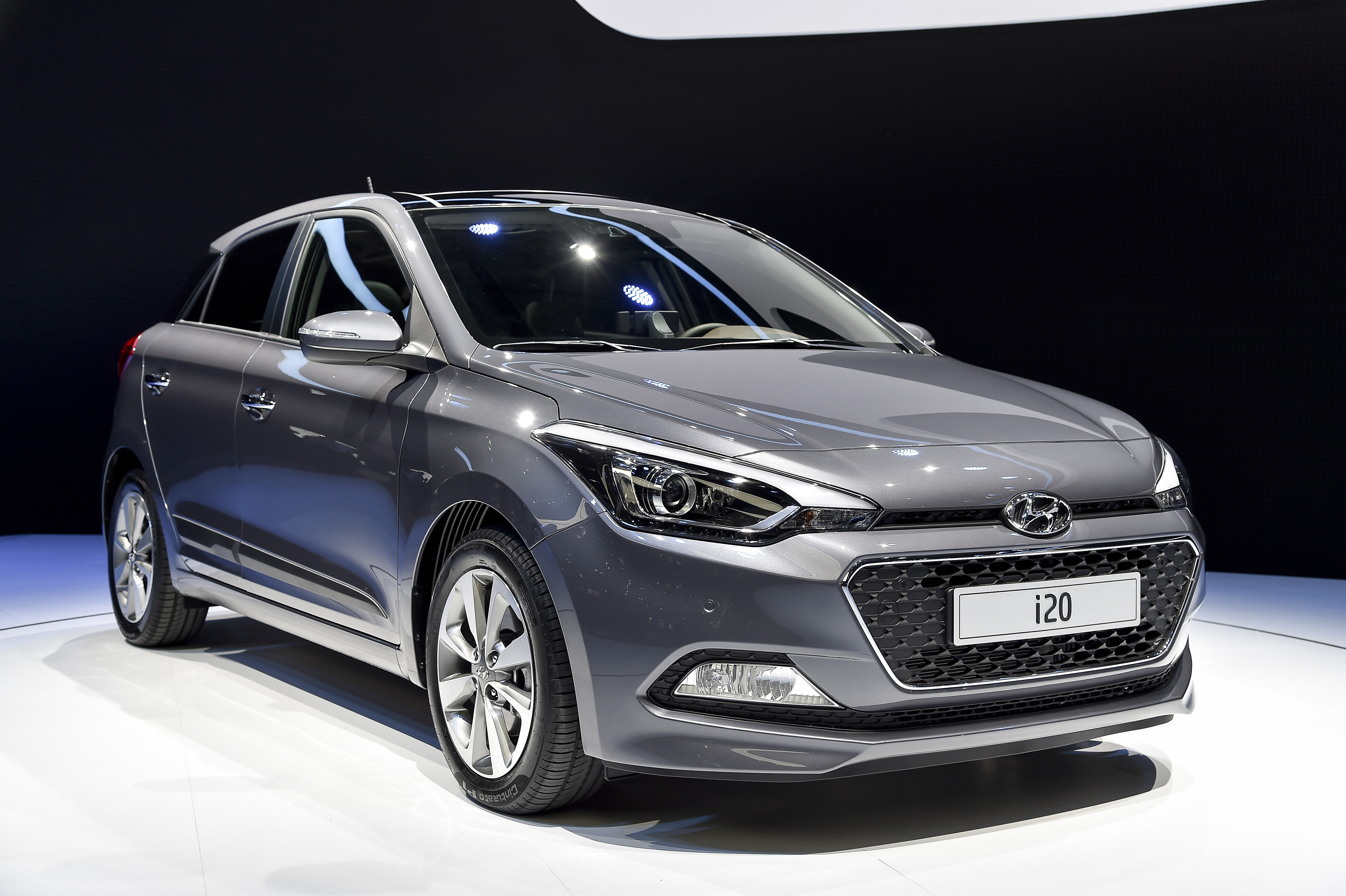 Hyundai New Generation i20 Full Specs, Gallery, Videos