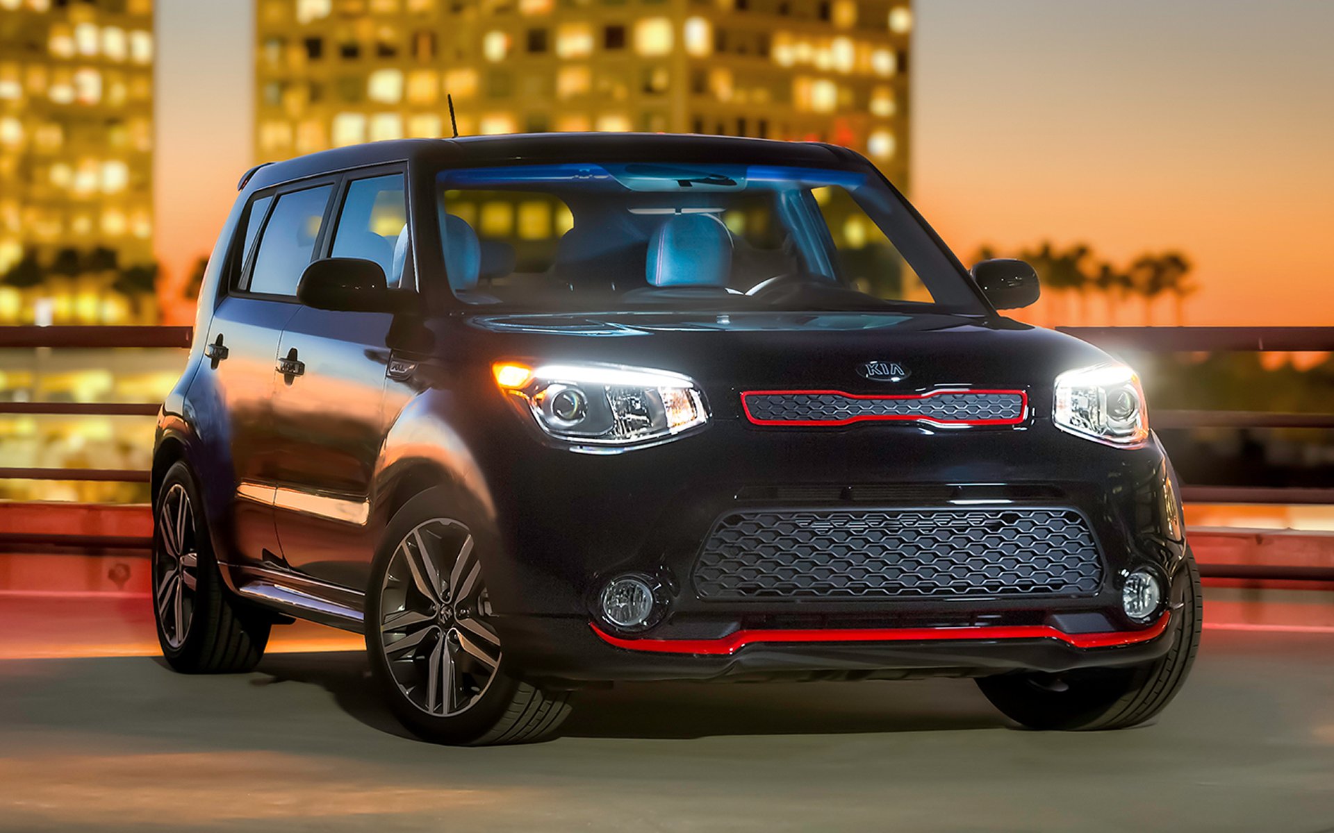 Kia Launched 2015 Soul Red Zone 2.0 Special Edition