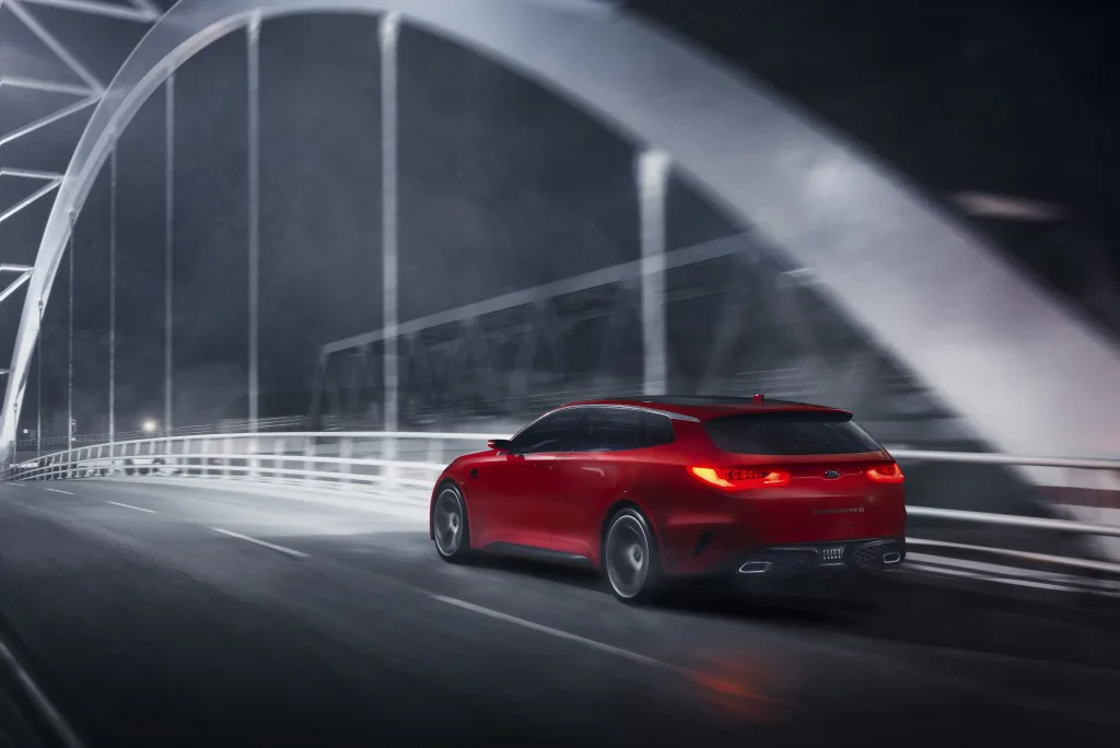 kia-sportspace-geneva-concept-optima-wagon (5)