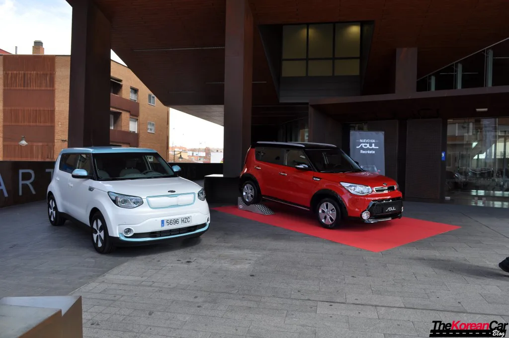 Kia Soul EV wins Best Small Family Car in the Annual AutoVolt Magazine awards