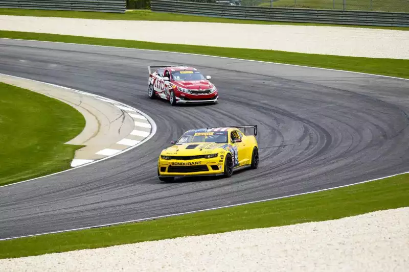 KIA RACING Scores Back-to-Back Podium Finishes In Rounds Five And Six Of Pirelli World Challenge At Barber Motorsports Park