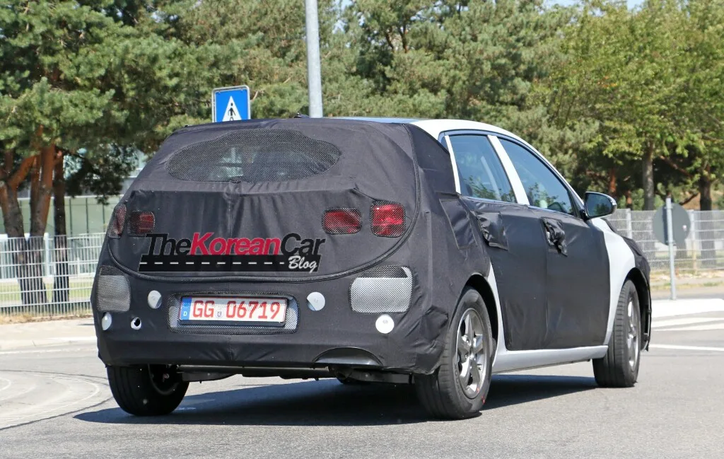 Hyundai i30 Sportsvan Spotted (10)
