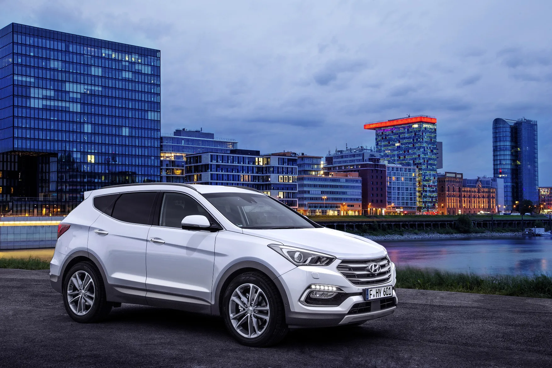 Refreshed Hyundai Santa Fe Revealed Ahead Frankfurt