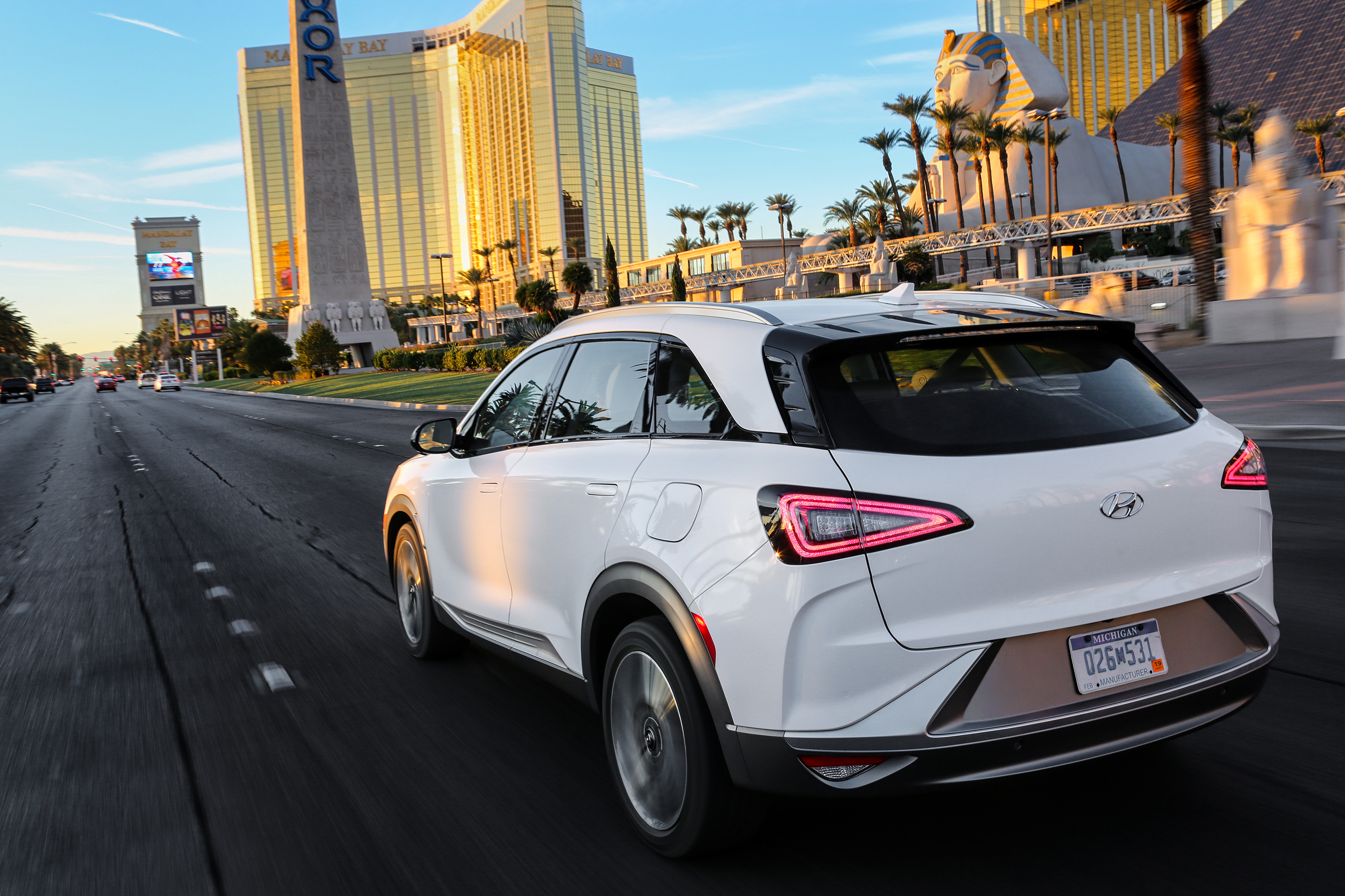 Hyundai Launched NEXO, the Fuel Cell SUV