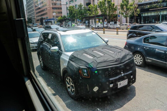 Kia Telluride Spied in South Korea, Show New Details