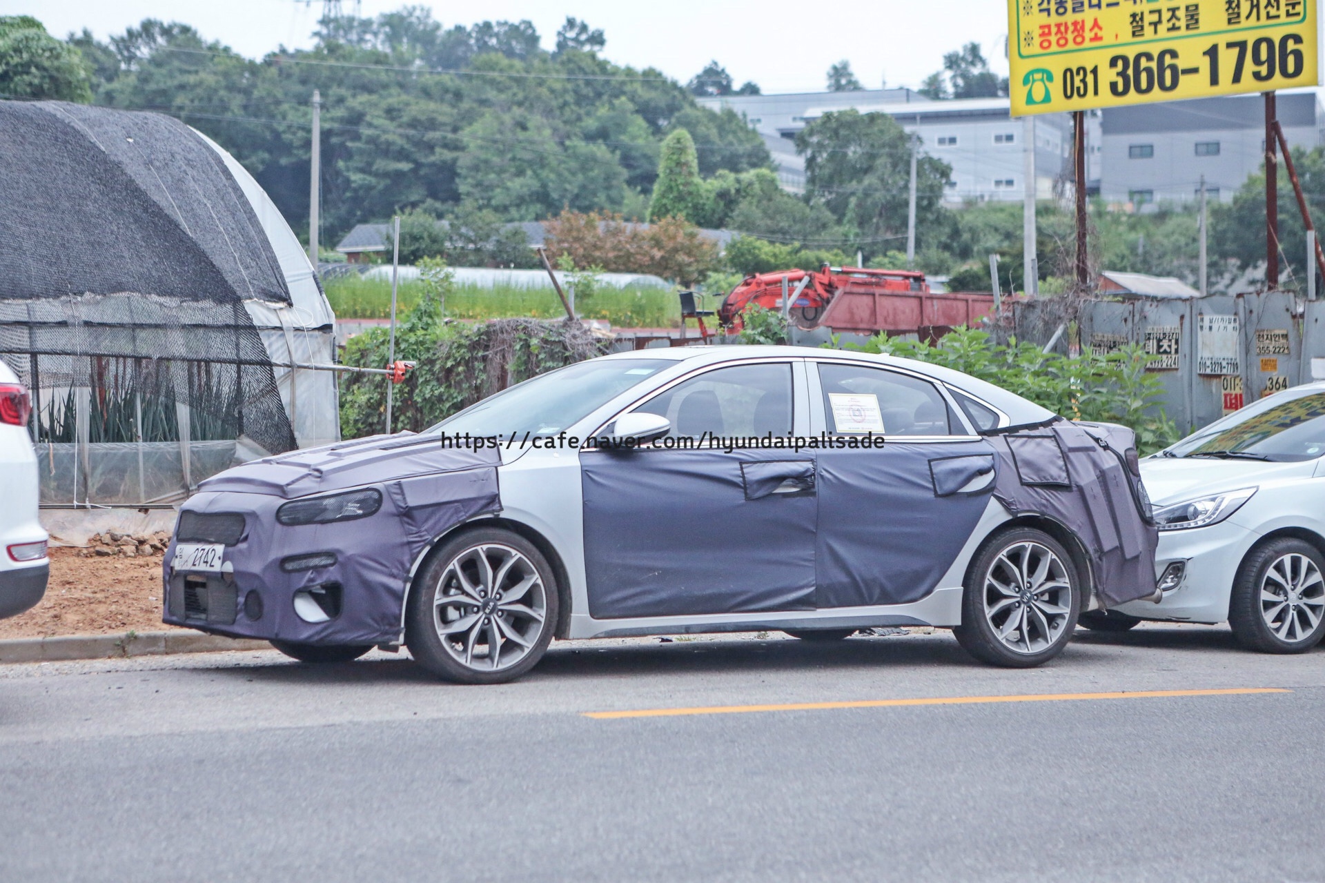 Kia K3 GT Spied in South Korea, Now in Sedan